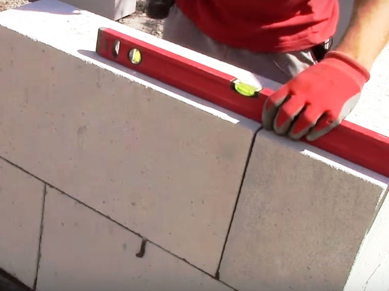 Кладка стен и перегородок из газоблока, пазогребневых плит и кирпича в Великом Новгороде